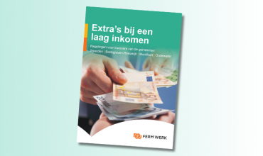 Voorkant van de brochure 'Extra's bij een laag inkomen'.
